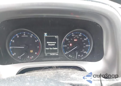 2018 Toyota Rav4 Le z USA, uszkodzony, nr VIN JTMZFREV6JJ181843